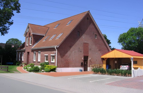 Stickenbuttel Apartment | Apartment '4-Raum Ferienwohnung' with Shared Terrace and Wi-Fi