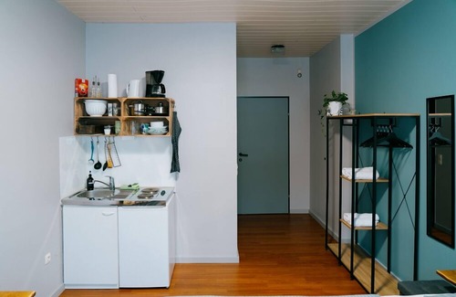 Groedig Apartment | Apartment 4 with balcony and in view of Untersberg