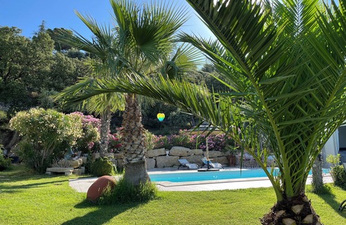 Saint-Pierre-de-Vassols Apartment | APARTMENT 4km from Bedoin exceptional panoramic view, quiet, swimming pool