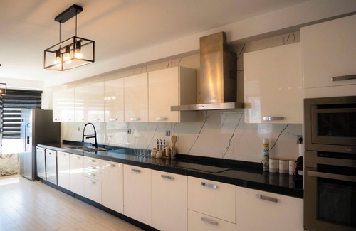 Hai Sidi El Bachir Apartment | Apartment 5* High standing Mobilart 190m2 View on Oran