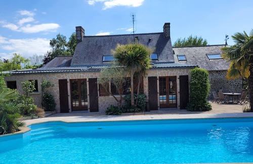 Gouville-sur-Mer Apartment | Apartment 5 minutes from the beach with SPA and swimming pool