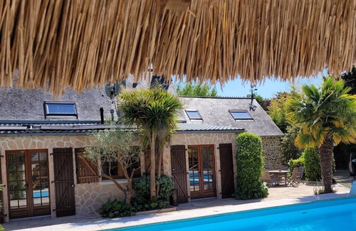 Gouville-sur-Mer Apartment | Apartment 5 minutes from the beach with SPA and swimming pool