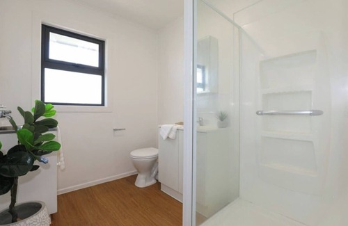Taupo Apartment | Apartment - 5 minute walk to Taupo town centre