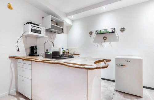 Rheinhausen Apartment | Apartment '5 Mit 1 Schlafzimmer' with Shared Terrace and Wi-Fi