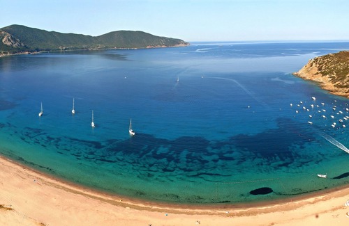 Residences du Golfe de Lava Apartment | Apartment 50m from the beach.