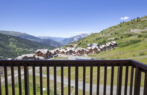 Valmeinier Apartment | Apartment 6/7 pers on the slopes - ski-in ski-out