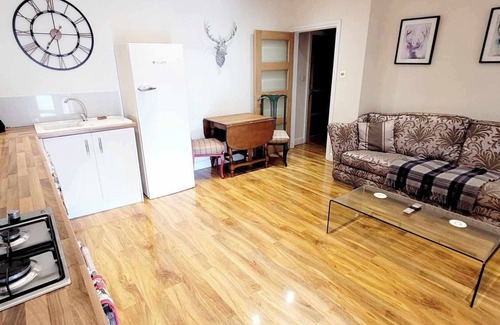 Darlington Apartment | Apartment 6 - Classy 1 bedroom ground luxury floor apartment in Darlington