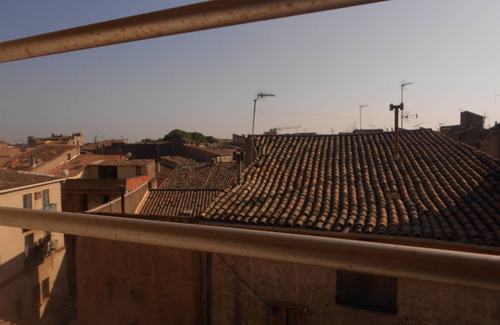 Pezenas Apartment | Apartment 63 m2 Downtown Pezenas