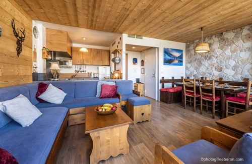 Orcieres Apartment | Apartment 65m² 3 stars, 4 claws, at the foot of the slopes, sleeps 6 to 8.