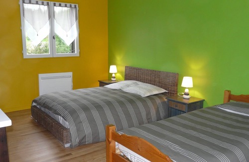 Mieussy Cottage | Apartment 66 m² for up to 3 people old farmhouse 1858