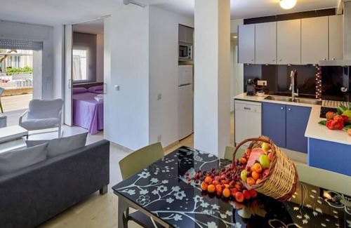 L'Estartit Apartment | APARTMENT 7 ADULTS POOL VIEW