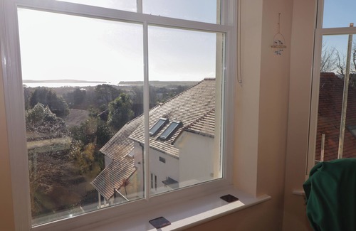 Tenby Cottage | APARTMENT 7 MANSION HOUSE, country holiday cottage in Tenby