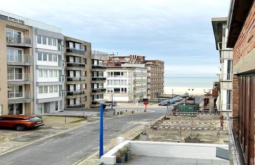 Koksijde-Bad Apartment | Apartment 700 meters from Baldus Beach