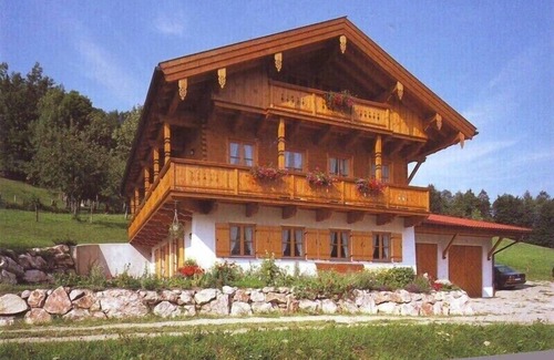 Ruhpolding Apartment | Apartment 80sqm, balcony, kitchenette, 1 bedroom, and 1 bed-sitting room