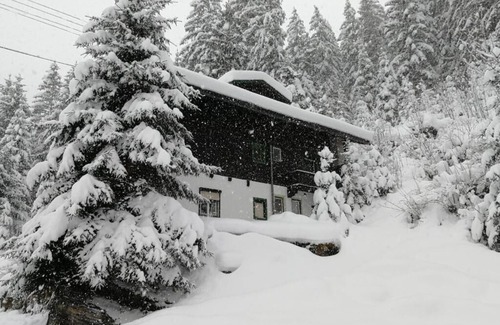 Ginzling Apartment | Apartment 85 m², 2 bedrooms for up to 6 people, living room, kitchen, 2 bathrooms, garden, sauna
