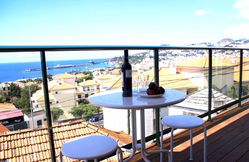 Santa Maria Maior Apartment | Apartment A - Funchal Carvalhal Old Town