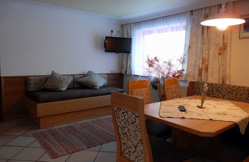 Nauders Apartment | Apartment A - guest house Sigrid