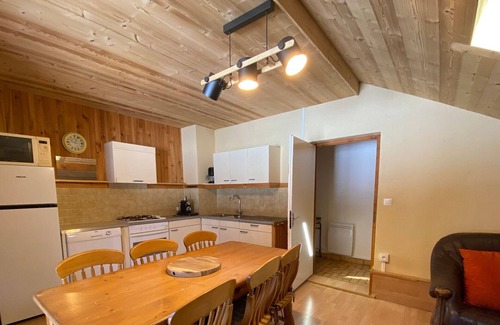 Abondance Apartment | Apartment Abondance, 2 bedrooms, 6 persons