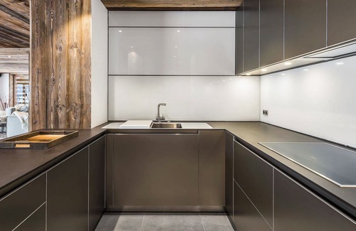 Meribel Village Villa | Apartment Adret 1 - Six Bedroom Villa, Sleeps 14
