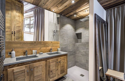 Meribel Village Villa | Apartment Adret 1 - Six Bedroom Villa, Sleeps 14