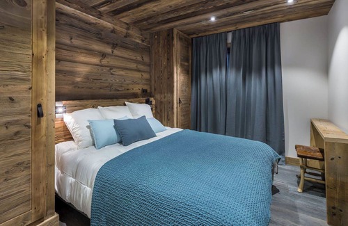 Meribel Village Villa | Apartment Adret 1 - Six Bedroom Villa, Sleeps 14