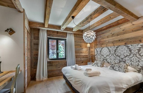 Val-d'Isere Villa | Apartment Alexis - Four Bedroom Villa, Sleeps 8