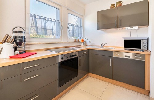 Binsenschlauch Apartment | Apartment 'Ambiente In Karlsruhe City' with Private Terrace and Wi-Fi