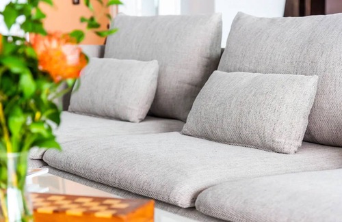 Radazul Apartment | Apartment 'Amplio apartamento en la playa' with sea view and Wi-Fi