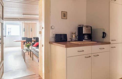 Altstadt Apartment | Apartment "Angelika" in Urban Heritage House near Lake Constance with Wi-Fi & Patio