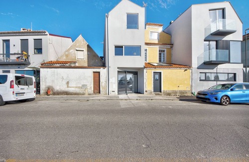 Aveiro Apartment | Apartment 'Apartamento T1 - Salina Ria' with Wi-Fi and Air Conditioning