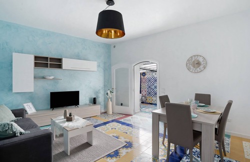 Cava de' Tirreni Apartment | Apartment 'Appartamento Menelao' with Balcony, Wi-Fi and Air Conditioning