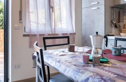 Omegna Apartment | Apartment Appartamento Rosa in Omegna - 4 persons, 1 bedrooms