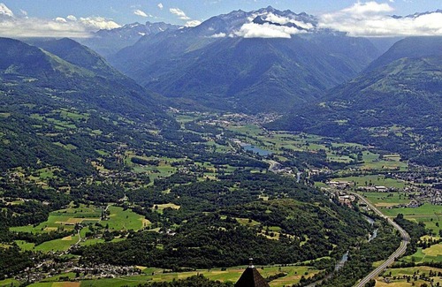 Argeles Gazost Apartment | Apartment Argelès-Gazost, 2 bedrooms, 6 people