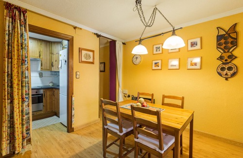 Murcia Apartment | Apartment 'Arrabal San Benito I' with Private Terrace, Wi-Fi and Air Conditioning