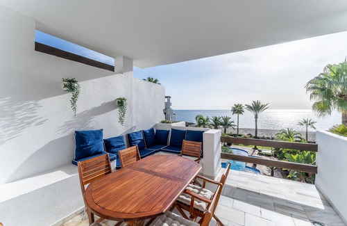 La Cala de Mijas Apartment | Apartment "Arruzafa Playa la Cala de Mijas" with Sea View & Wi-Fi
