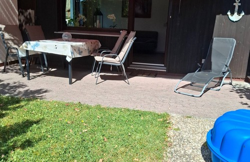 Langscheid Apartment | Apartment 'Astrid' with Private Terrace, Private Garden and Wi-Fi