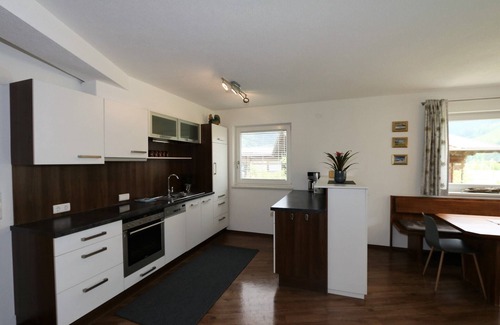 Laimach Apartment | Apartment in Hippach near Mayrhofen Ski Area