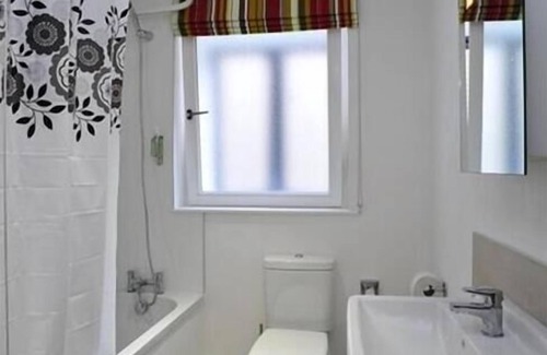 Bushmills Apartment | Apartment at Pyjama Factory Self Catering