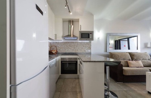 Playa del Aguila Apartment | Apartment at the beach