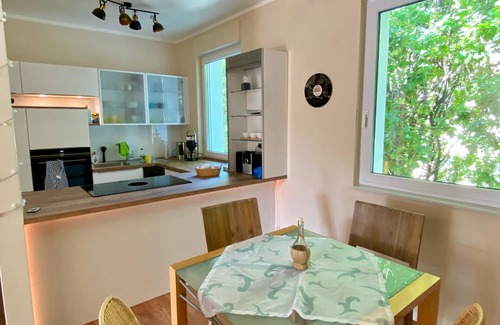 Rhein-Erft-Kreis District House | Apartment at the castle