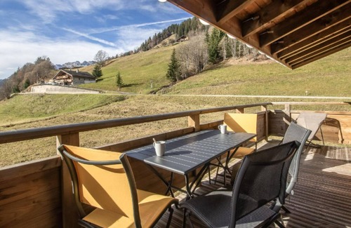 La Giettaz Ski Chalet | Apartment at the foot of the slopes