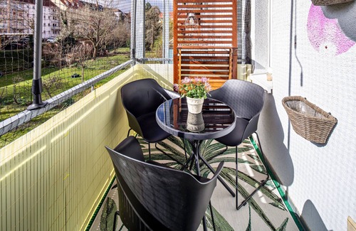 Daberstedt Apartment | Apartment 'Balkon Apartment Shanti Lu' with Shared Garden, Balcony and Wi-Fi