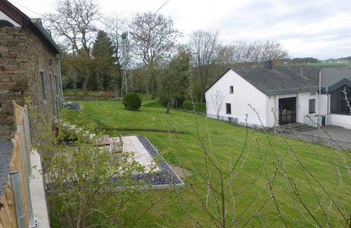 Bermel Apartment | Apartment "barn" for 2-4 persons - cottage volcano Hochbermel