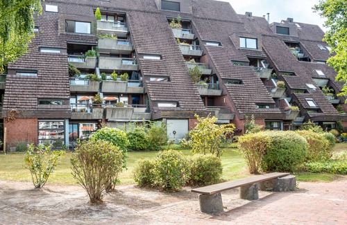 Bad Zwischenahn Apartment | Apartment 'Beim Wels' with Lake View, Private Terrace and Wi-Fi