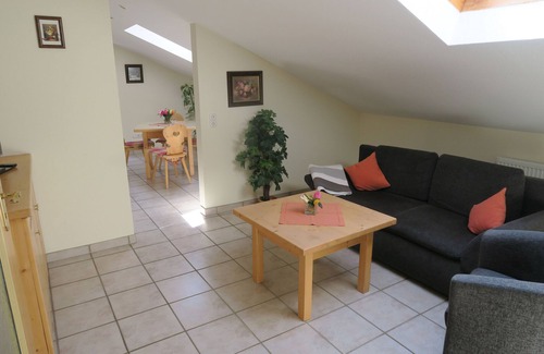 Bad Feilnbach Apartment | Apartment Bergblick, 50sqm, 1st sep. Bedroom, with south-facing balcony