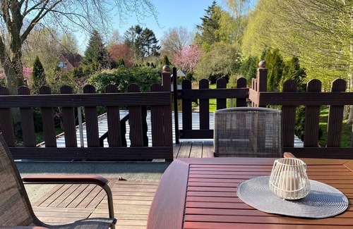 Jever Apartment | Apartment between forest and lake