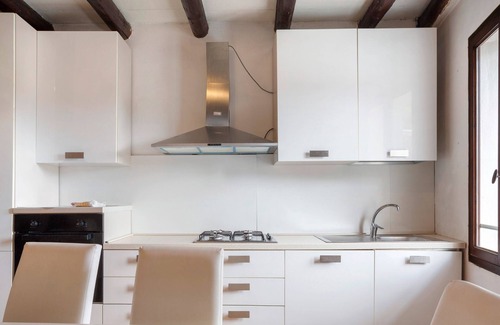 Santa Giustina Apartment | Apartment 'Bivai - Chardonnay' with Shared Pool, Shared Garden and Wi-Fi