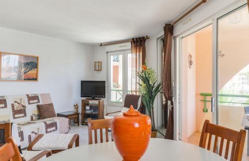 Frejus Port Apartment | Apartment Bleu Marine-5 by Interhome