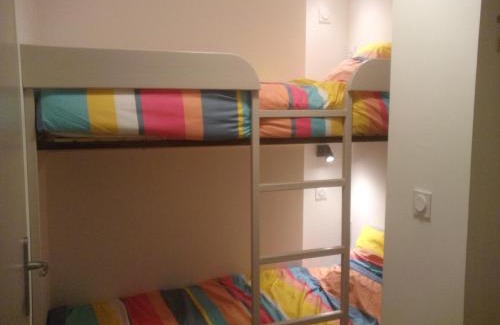 Plomodiern Apartment | Apartment Brittany facing and seaside