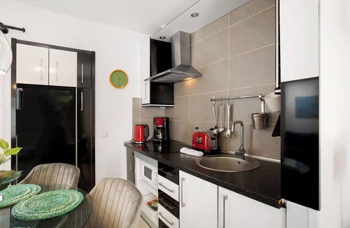 Sonnenland Apartment | Apartment 'Bungalow Aloe Dunas' with Garden, Shared Pool & Fast Wi-Fi